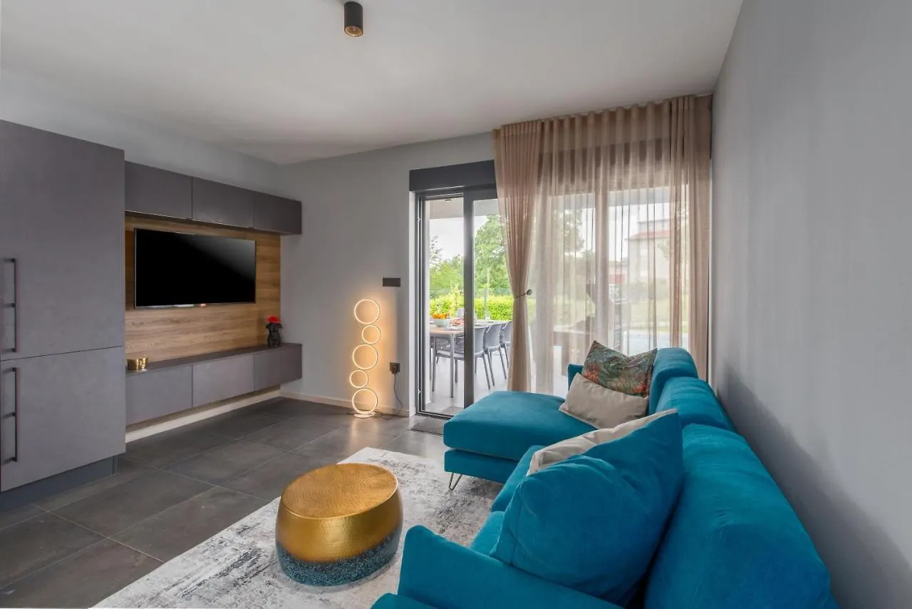 Villa Emma-Louisa Zminj 0*,  Croatia