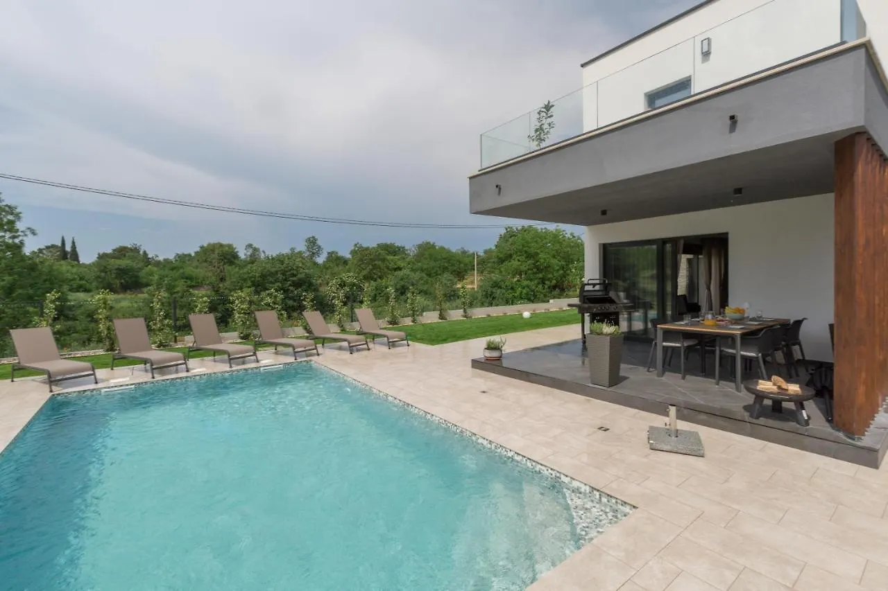 Villa Emma-Louisa Žminj