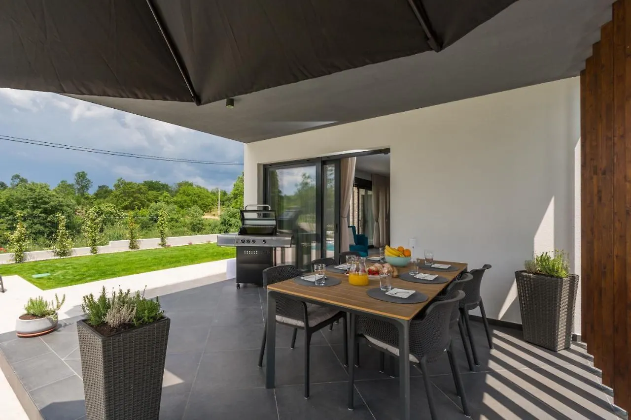 Villa Emma-Louisa Zminj 0*,  Croatia